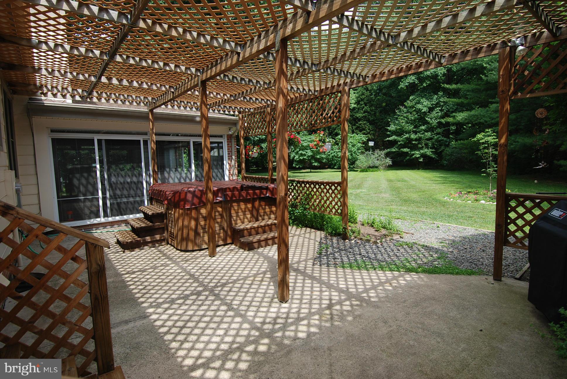 931 Welham Green Road Great Falls, VA 22066 - Photo 28 of 30 patio