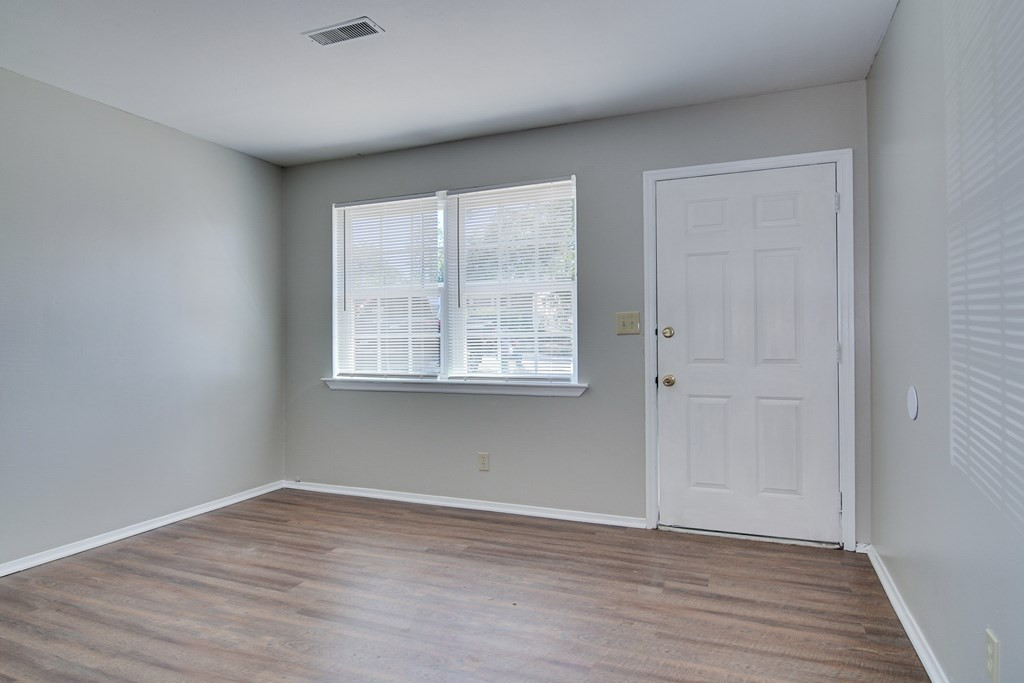 3511 Southwick Road Augusta, GA 30906 - Photo 3 of 19 Gallery Image 3