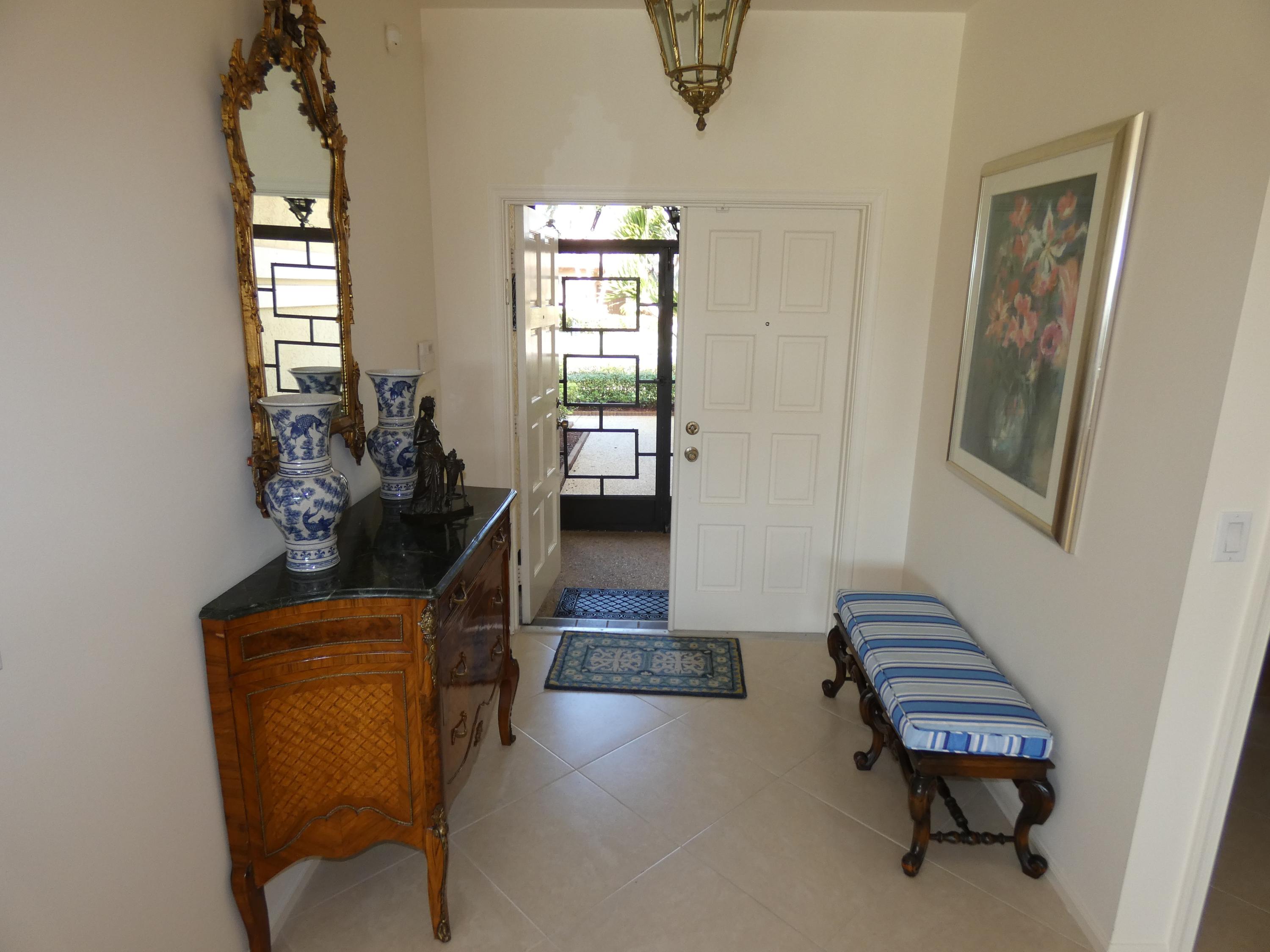 10164 Canoe Brook Circle Boca Raton, FL 33498 - Photo 8 of 29 Entry