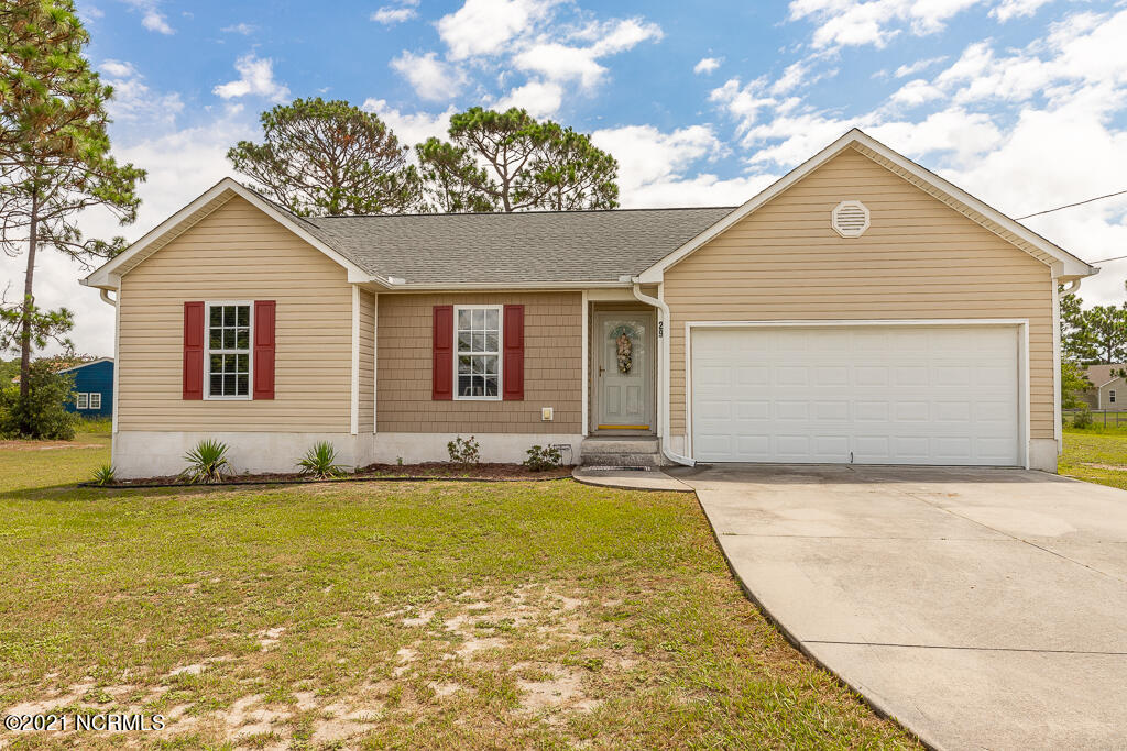 29 Crown Point Road Hubert, NC 28539 - Photo 1 of 21 IMG_3585