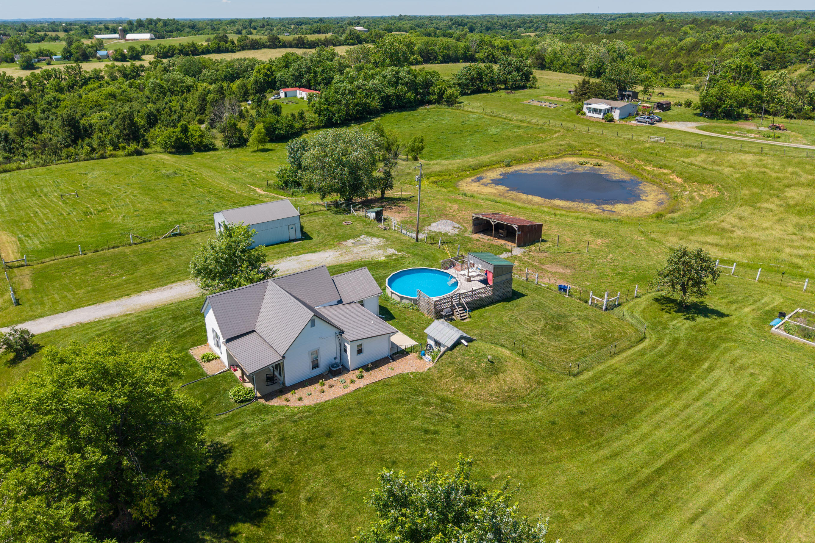 1160 Hopewell Road Harrodsburg, KY 40330 - Photo 28 of 51 20260602-1160-Hopewell-Rd-drone-fh-017_w