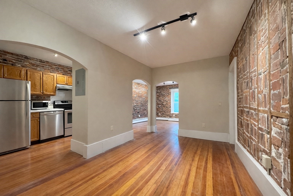 206 Derby Street, Unit 2R Salem, MA 01970 - Photo 1 of 14