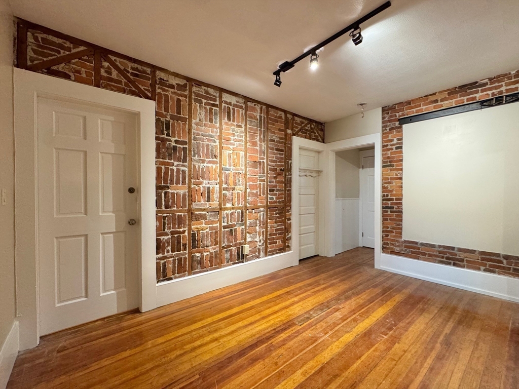 206 Derby Street, Unit 2R Salem, MA 01970 - Photo 9 of 14