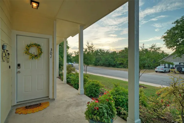$2,900 | 301 Windridge Village Cove, Georgetown, TX 78626