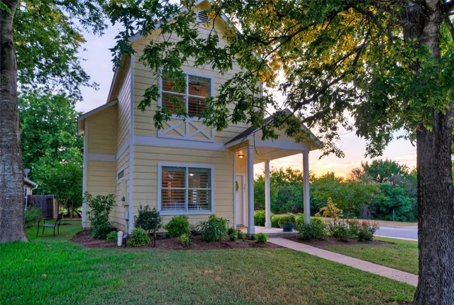 $2,900 | 301 Windridge Village Cove, Georgetown, TX 78626