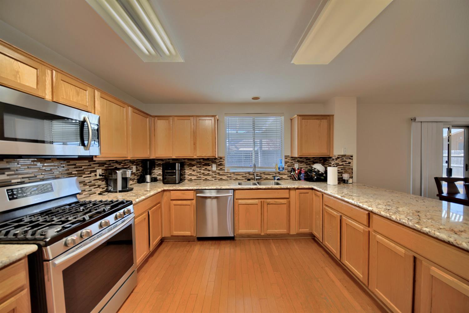 433 Sanderling Drive Patterson, CA 95363 - Photo 16 of 55