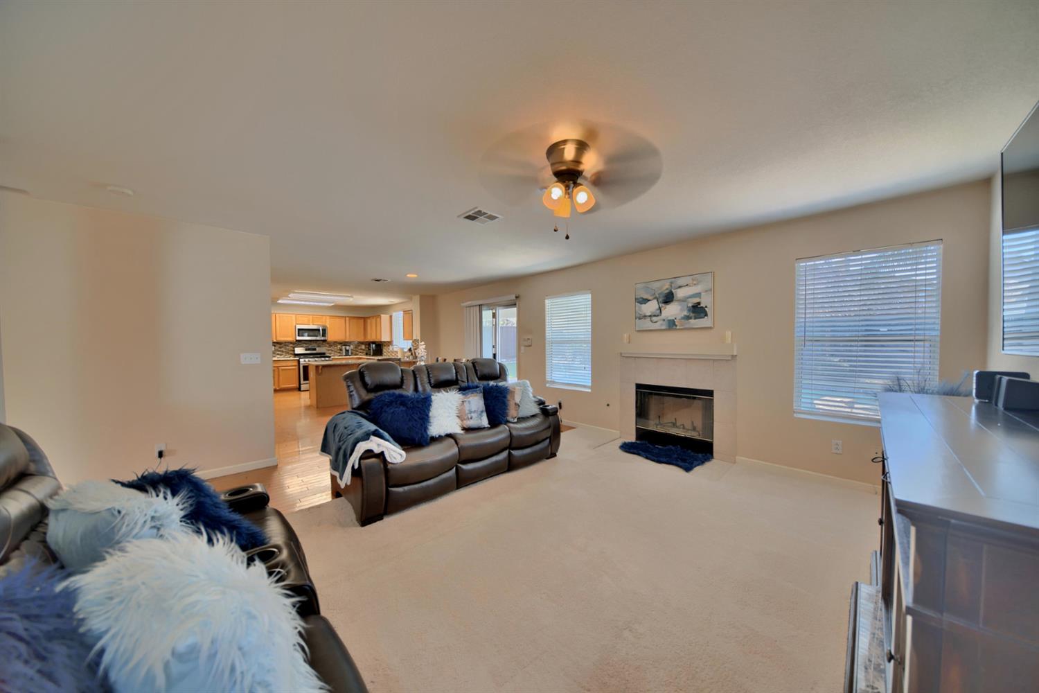 433 Sanderling Drive Patterson, CA 95363 - Photo 10 of 55