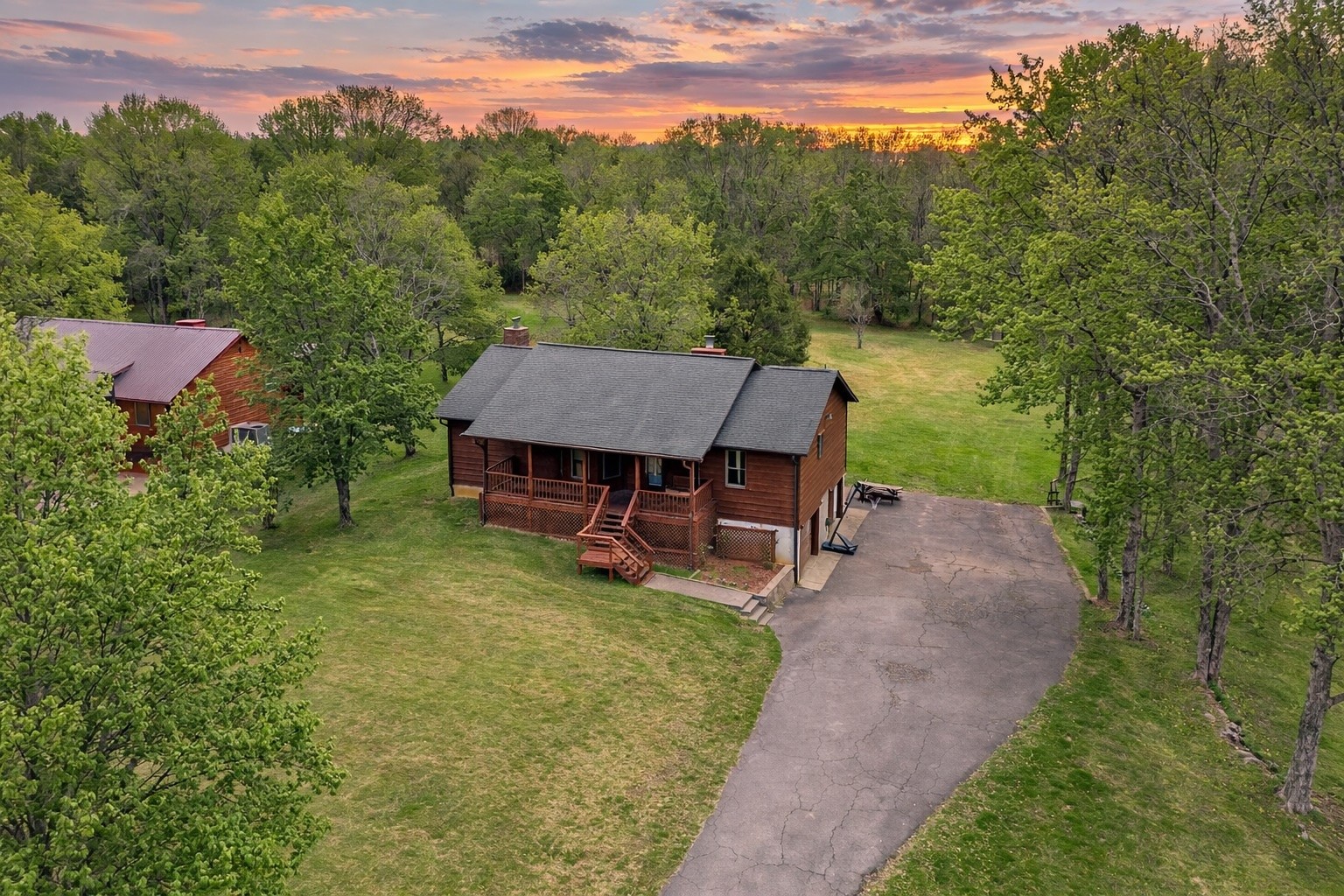 2422 Toler Road Woodlawn, TN 37191 - Photo 2 of 45 Gallery Image 2