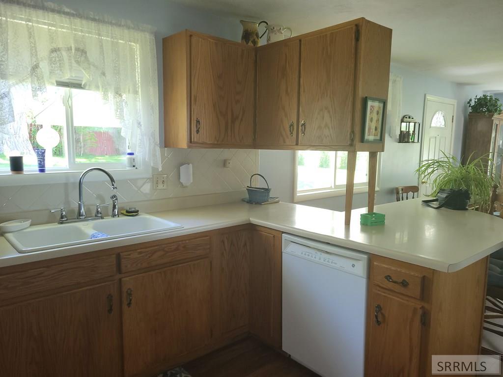 560 North Front Street Arco, ID 83213 - Photo 20 of 48