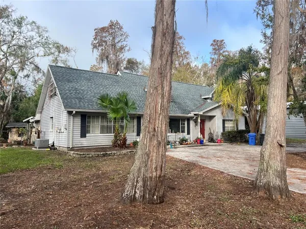 $3,200 | 16406 Lake Byrd Drive, Tampa, FL 33618