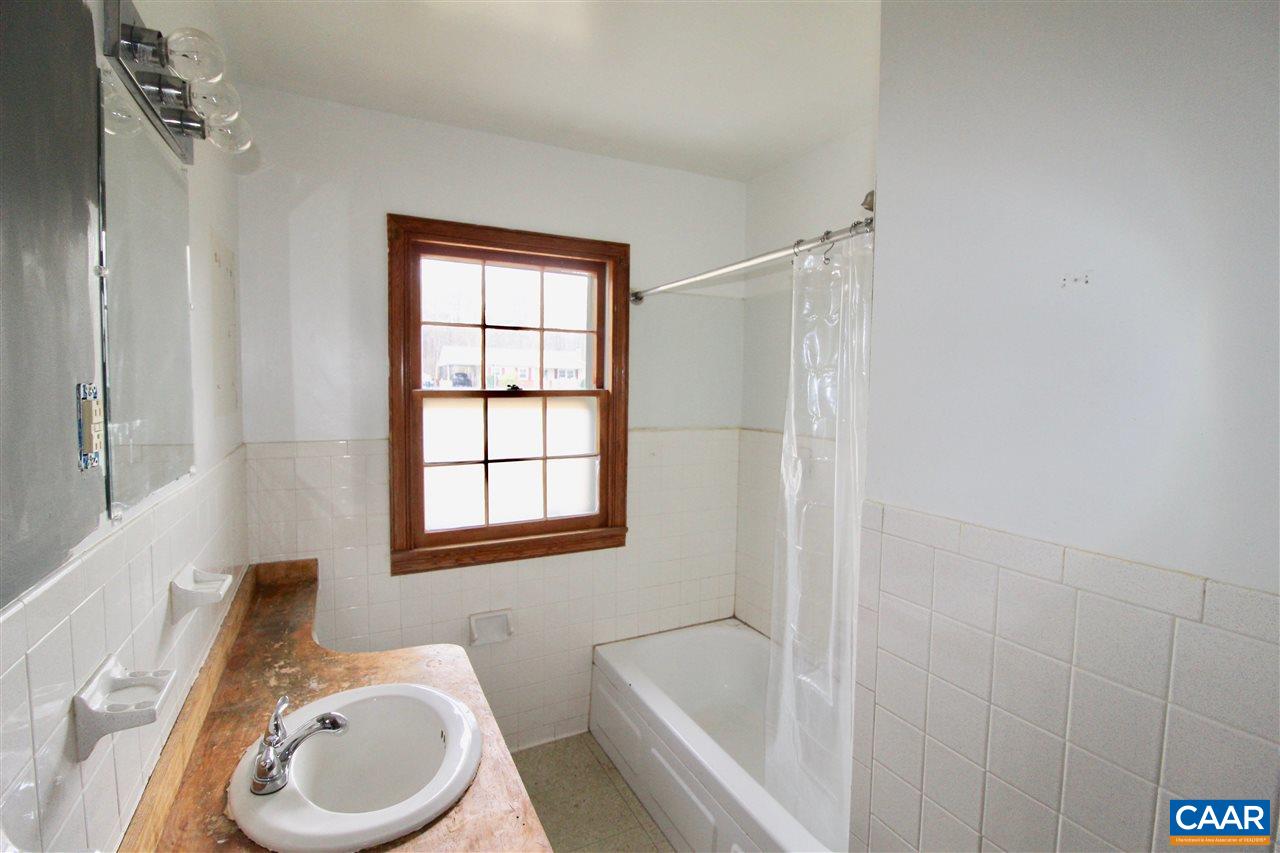 9785 Poindexter Road Louisa, VA 23093 - Photo 12 of 20 Gallery Image 12