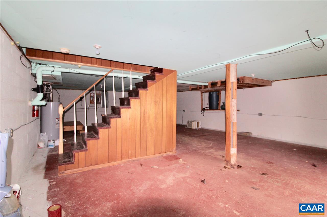 9785 Poindexter Road Louisa, VA 23093 - Photo 15 of 20 Gallery Image 15