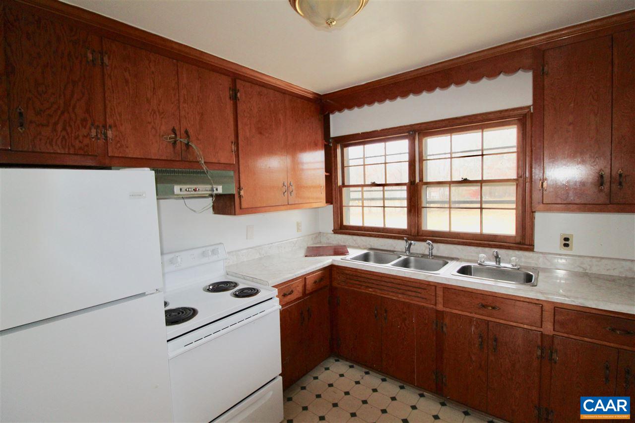 9785 Poindexter Road Louisa, VA 23093 - Photo 9 of 20 Gallery Image 9