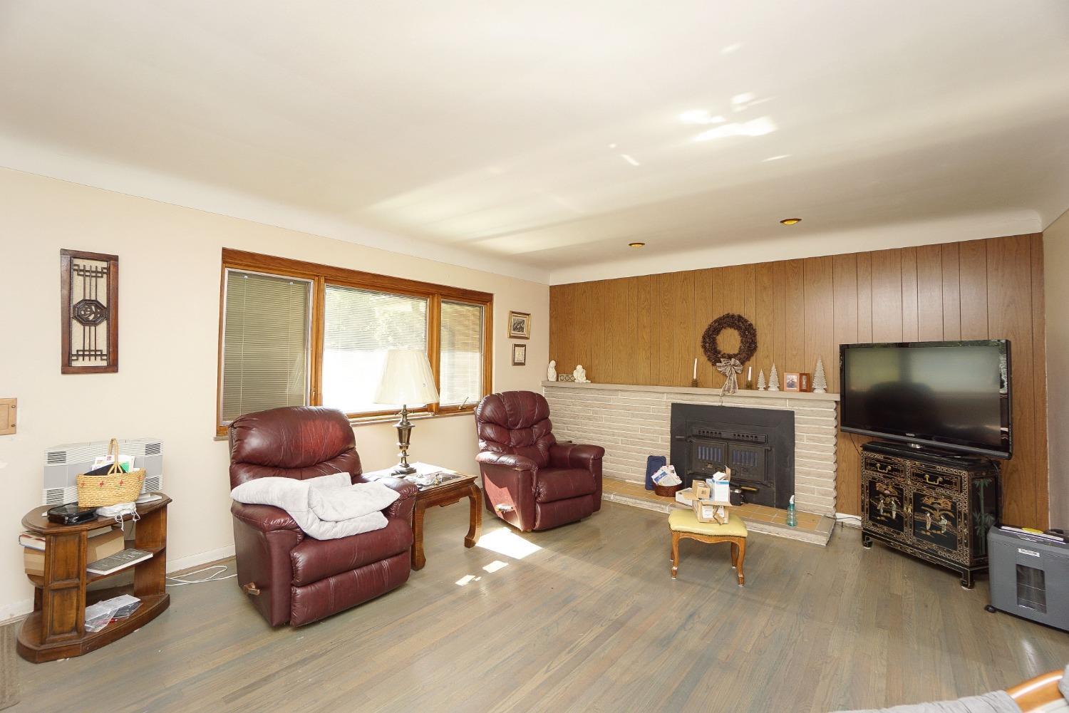 5461 Fox Road Cincinnati, OH 45239 - Photo 5 of 15 Gallery Image 5
