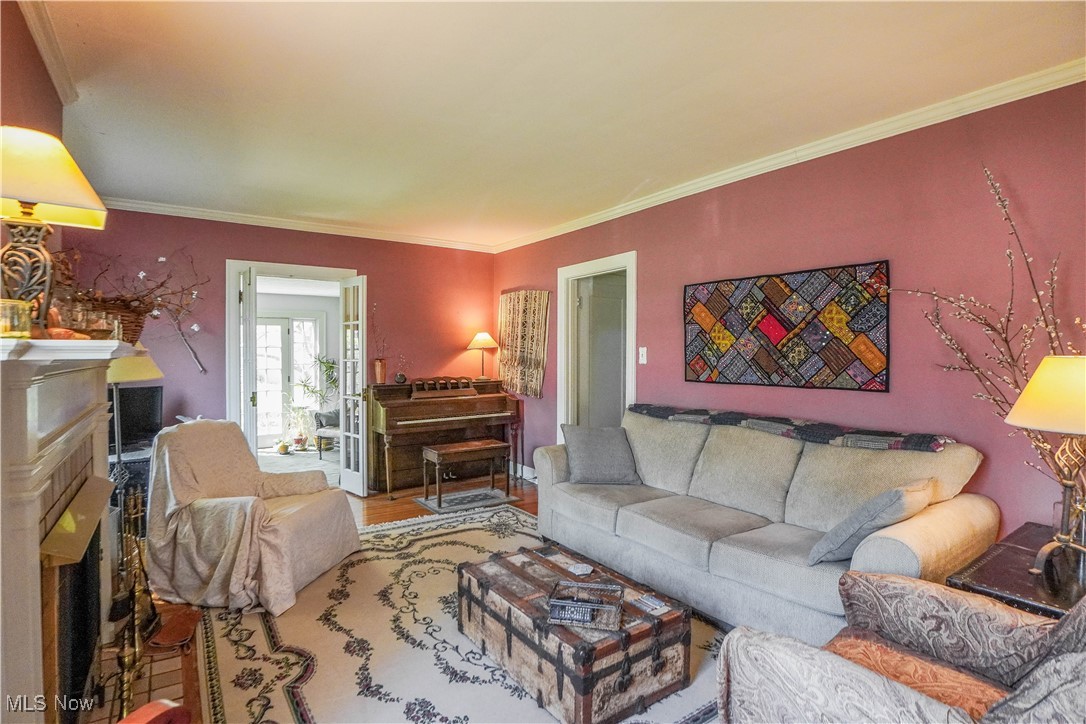 1415 Inwood Road Alliance, OH 44601 - Photo 3 of 41 Living Room