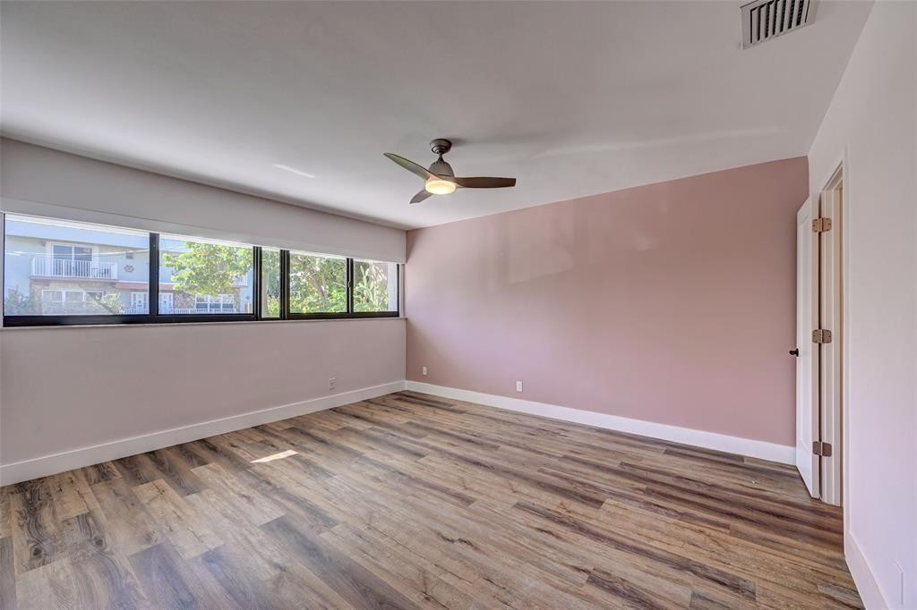 321 Jackson Street, Unit 5 Hollywood, FL 33019 - Photo 22 of 36 Photo 22