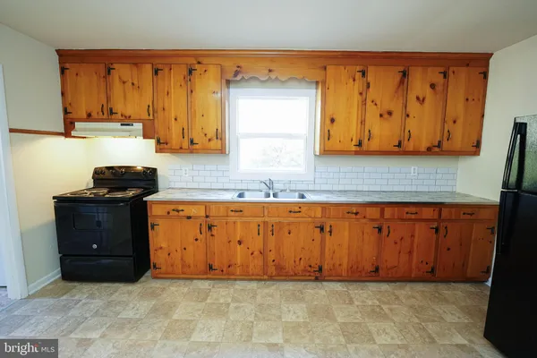 $1,295 | 5629 Rip Wil Drive, Salisbury, MD 21804