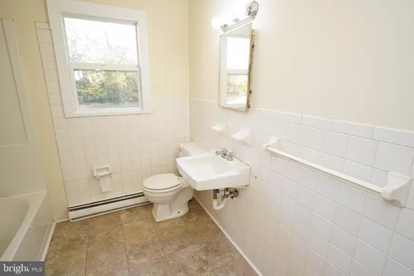 $1,295 | 5629 Rip Wil Drive, Salisbury, MD 21804
