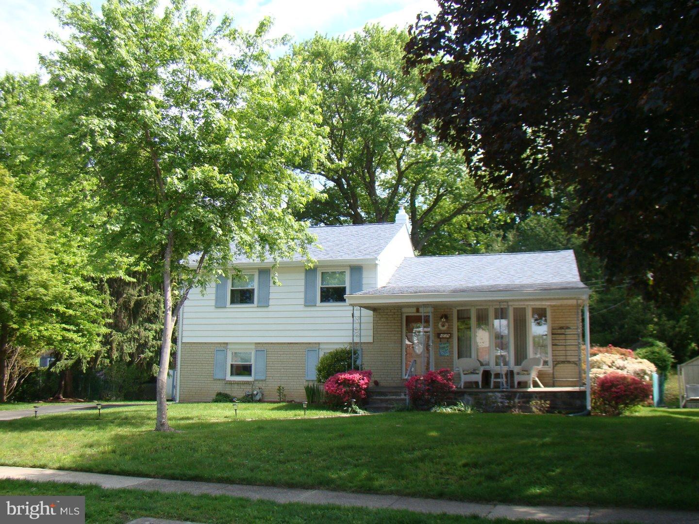 409 Rittenhouse Circle Havertown, PA 19083 - Photo 1 of 25