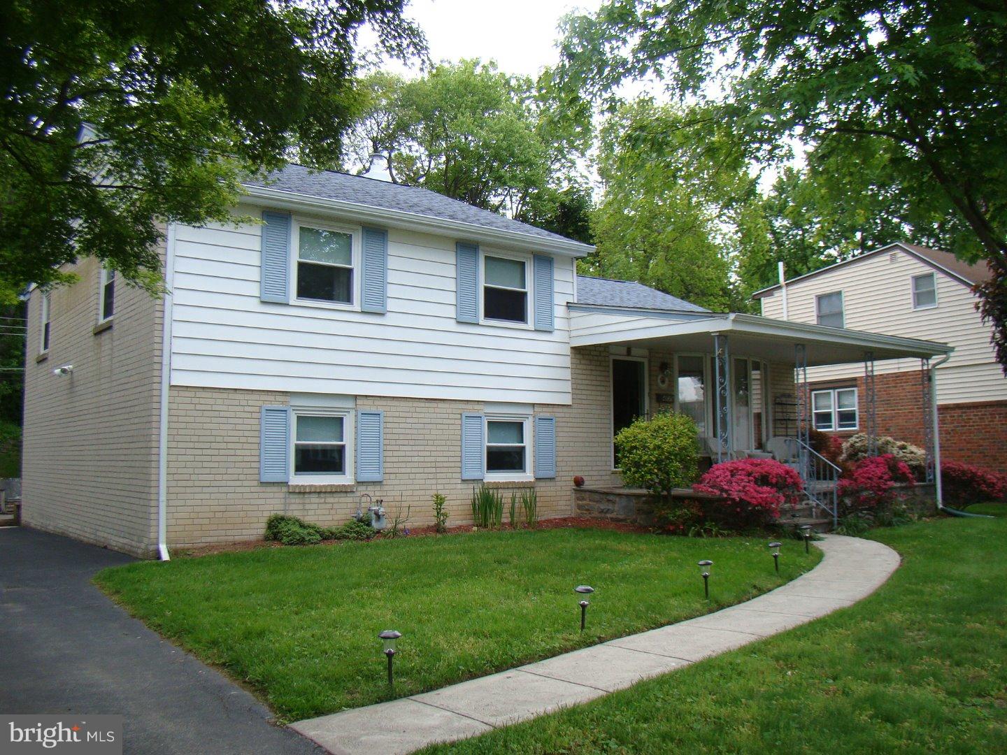 409 Rittenhouse Circle Havertown, PA 19083 - Photo 3 of 25