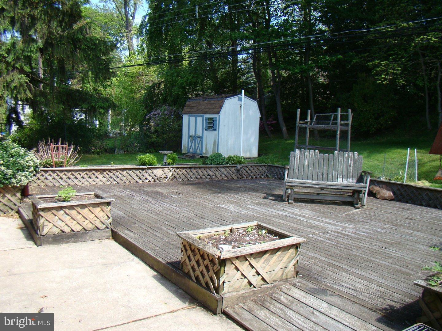 409 Rittenhouse Circle Havertown, PA 19083 - Photo 6 of 25