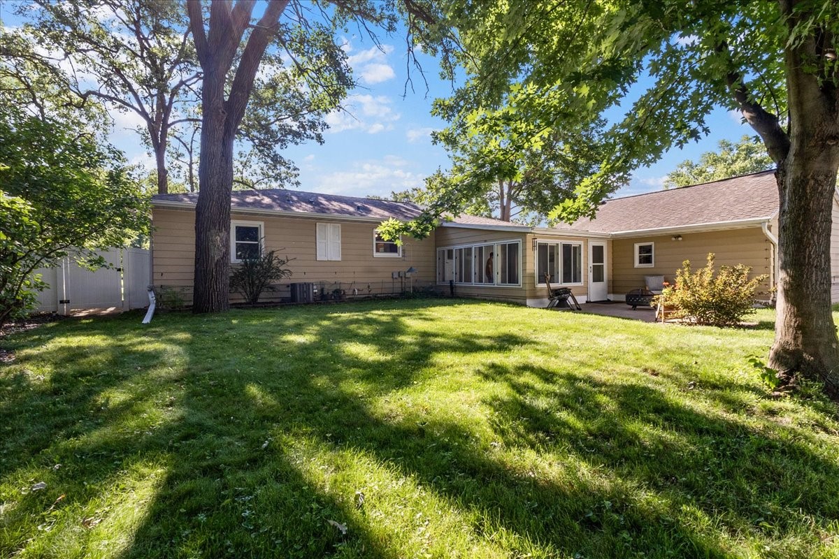 3436 Rudolph Road Eau Claire, WI 54701 - Photo 30 of 39