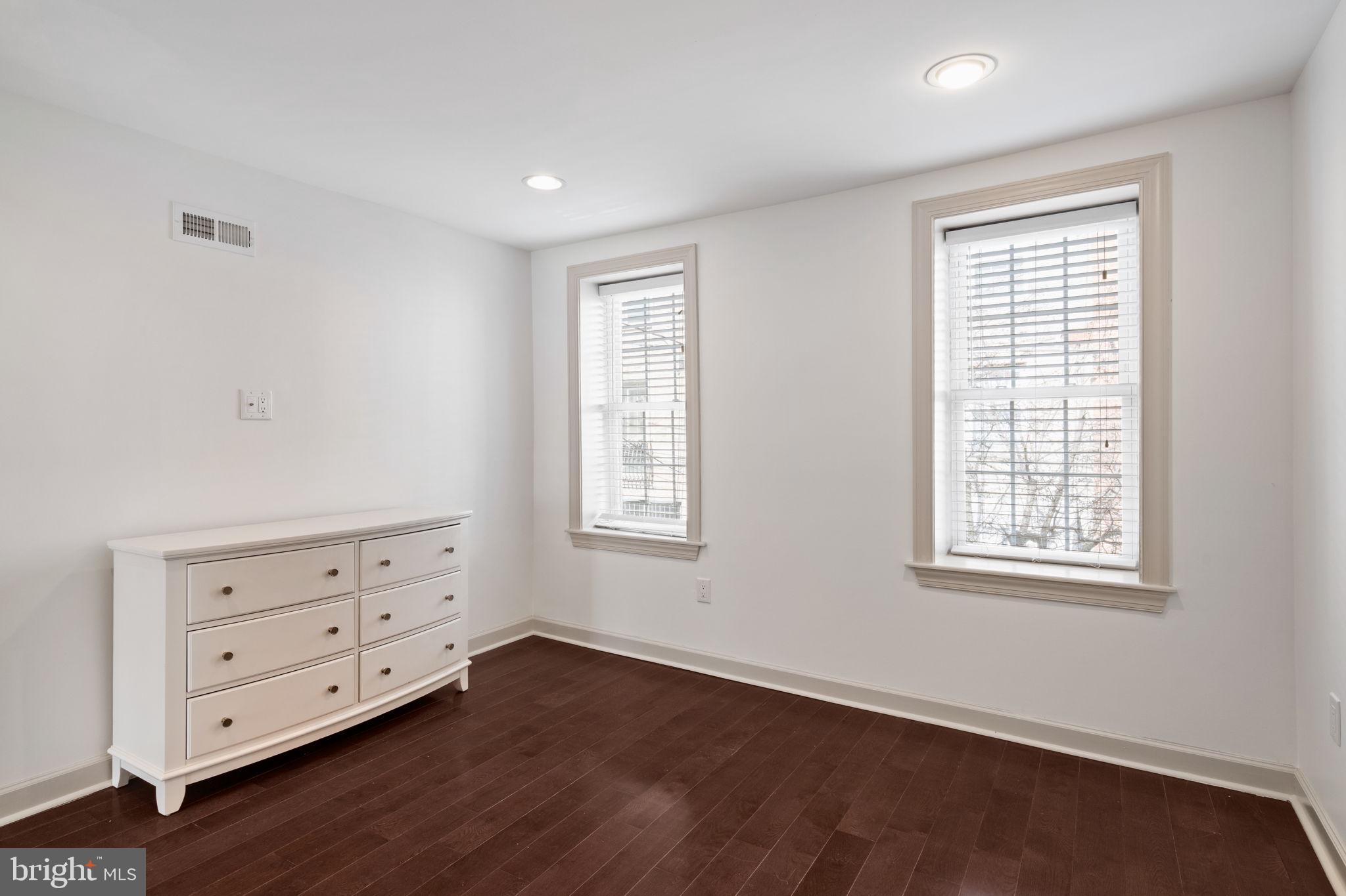 710 Clymer Street Philadelphia, PA 19147 - Photo 11 of 33