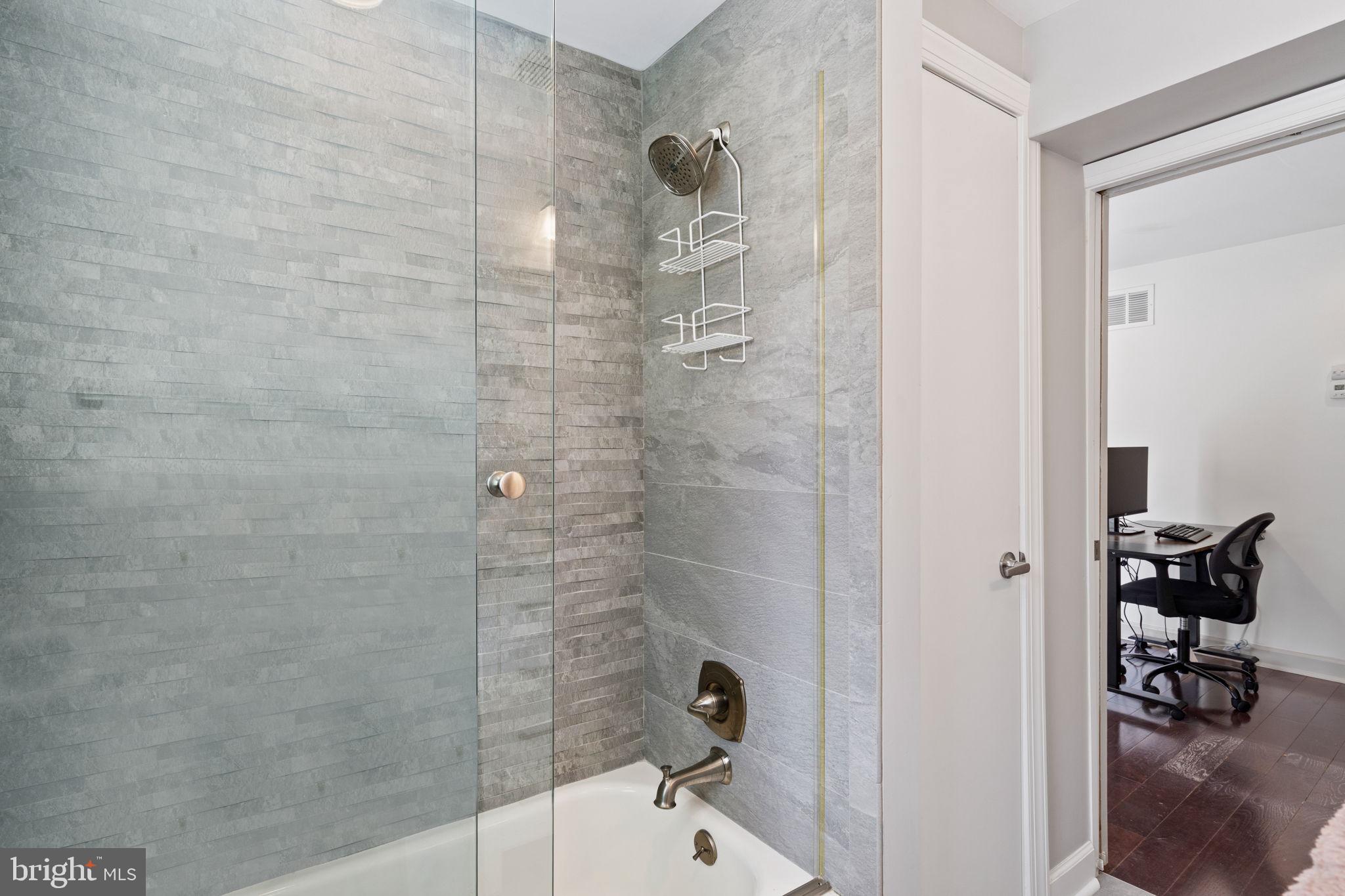 710 Clymer Street Philadelphia, PA 19147 - Photo 18 of 33