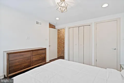 $3,750 | 710 Clymer Street, Philadelphia, PA 19147