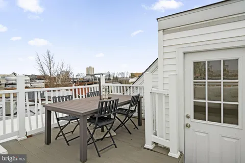 $3,750 | 710 Clymer Street, Philadelphia, PA 19147