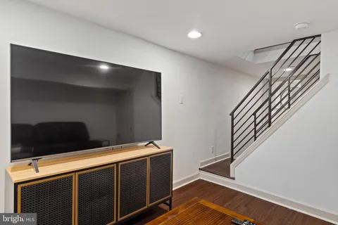 $3,750 | 710 Clymer Street, Philadelphia, PA 19147