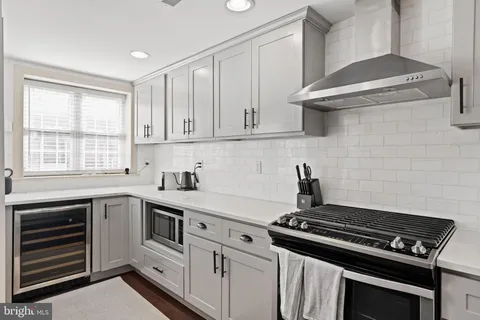 $3,750 | 710 Clymer Street, Philadelphia, PA 19147