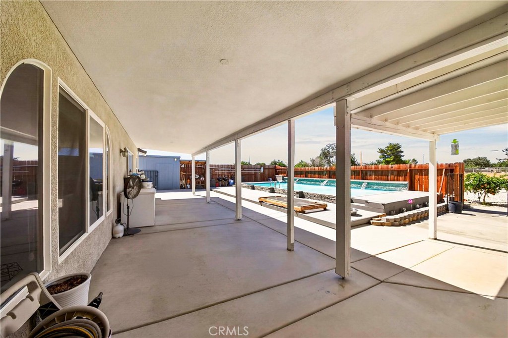 21031 Rancherias Road Apple Valley, CA 92307 - Photo 9 of 39 Gallery Image 9