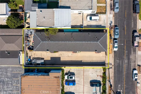 a view of a house with a sink