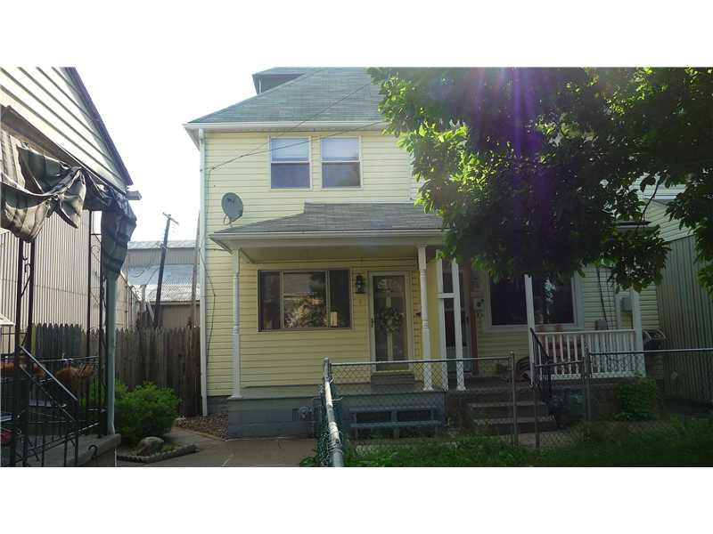 9 Riverside Court Blawnox, PA 15238 - Photo 1 of 20 Exterior Front. Exterior front view of 9 Riverside Court...