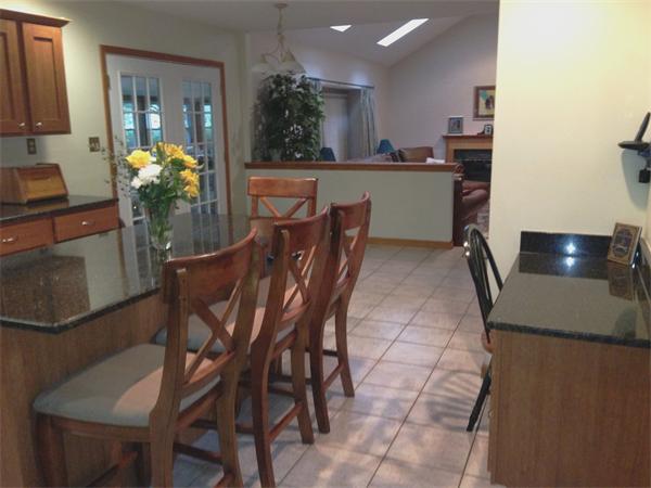 29 Gavins Pond Road Sharon, MA 02067 - Photo 4 of 25 Gallery Image 4