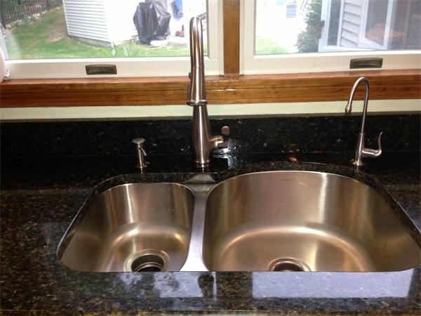 29 Gavins Pond Road Sharon, MA 02067 - Photo 5 of 25 Gallery Image 5