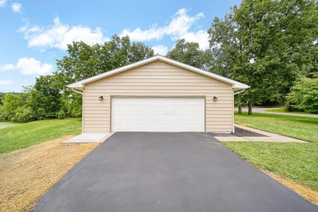 $425,000 | 8563 McCain Road, Parma, MI 49269
