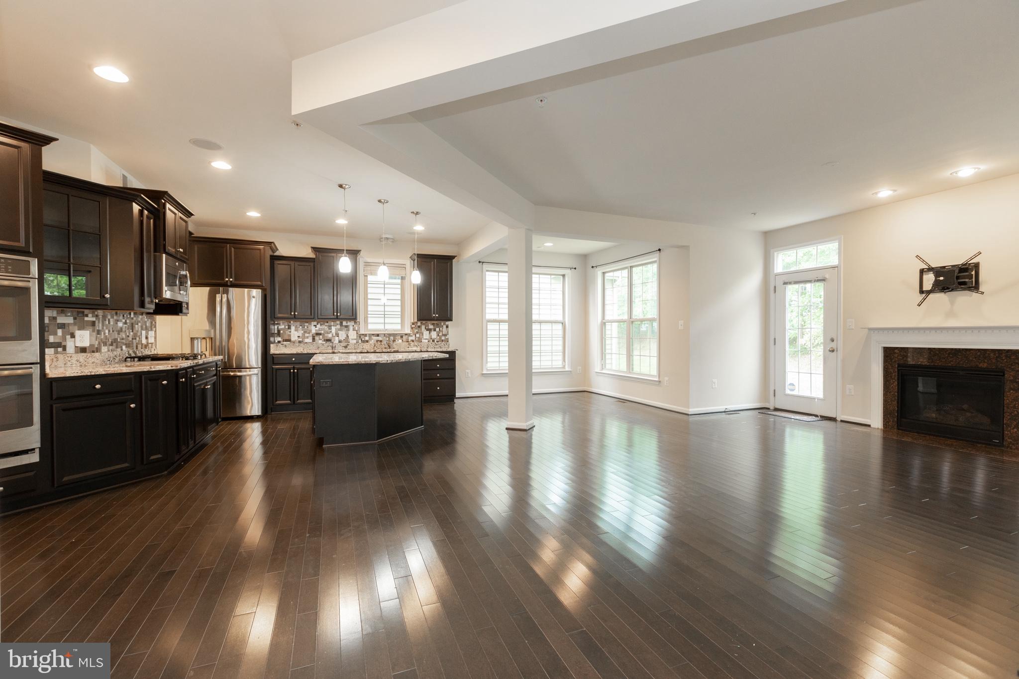 8105 Ridgely Loop Severn, MD 21144 - Photo 14 of 53 Kitchen