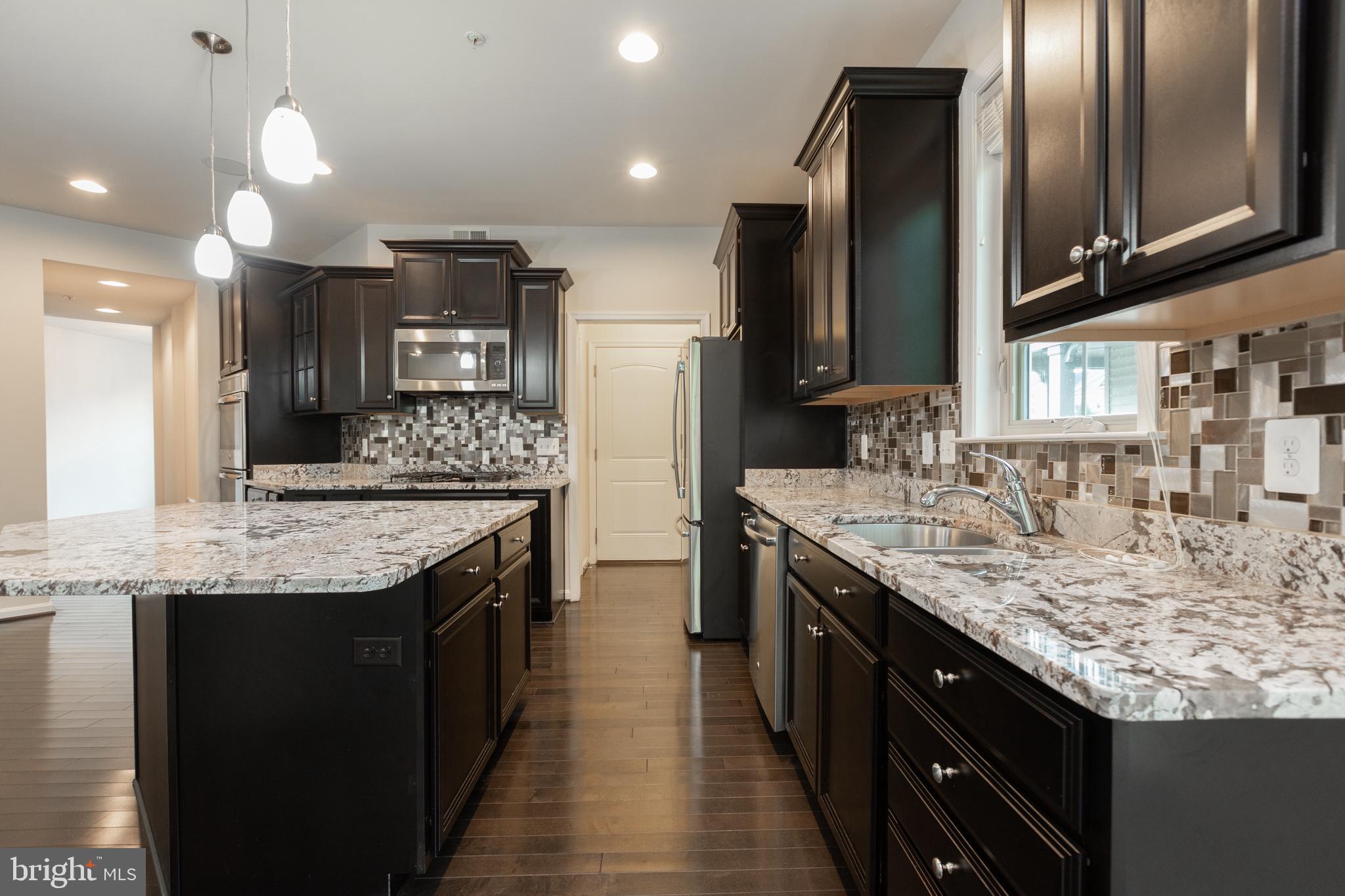 8105 Ridgely Loop Severn, MD 21144 - Photo 16 of 53 Kitchen