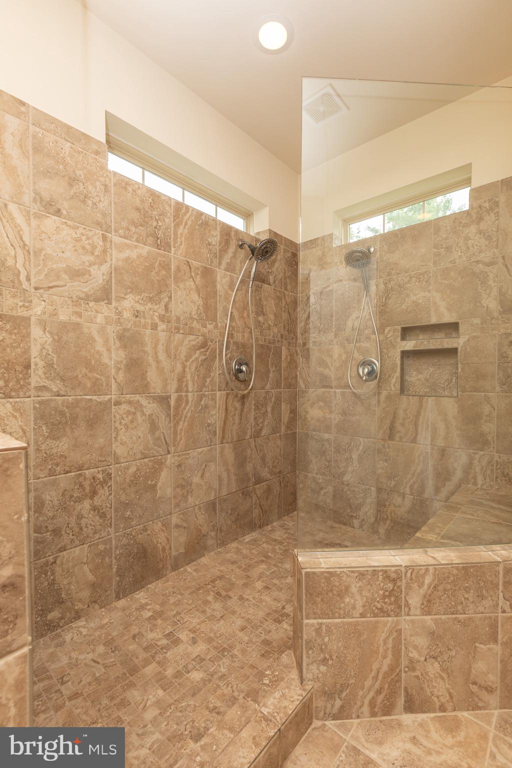 8105 Ridgely Loop Severn, MD 21144 - Photo 29 of 53 Gallery Image 29