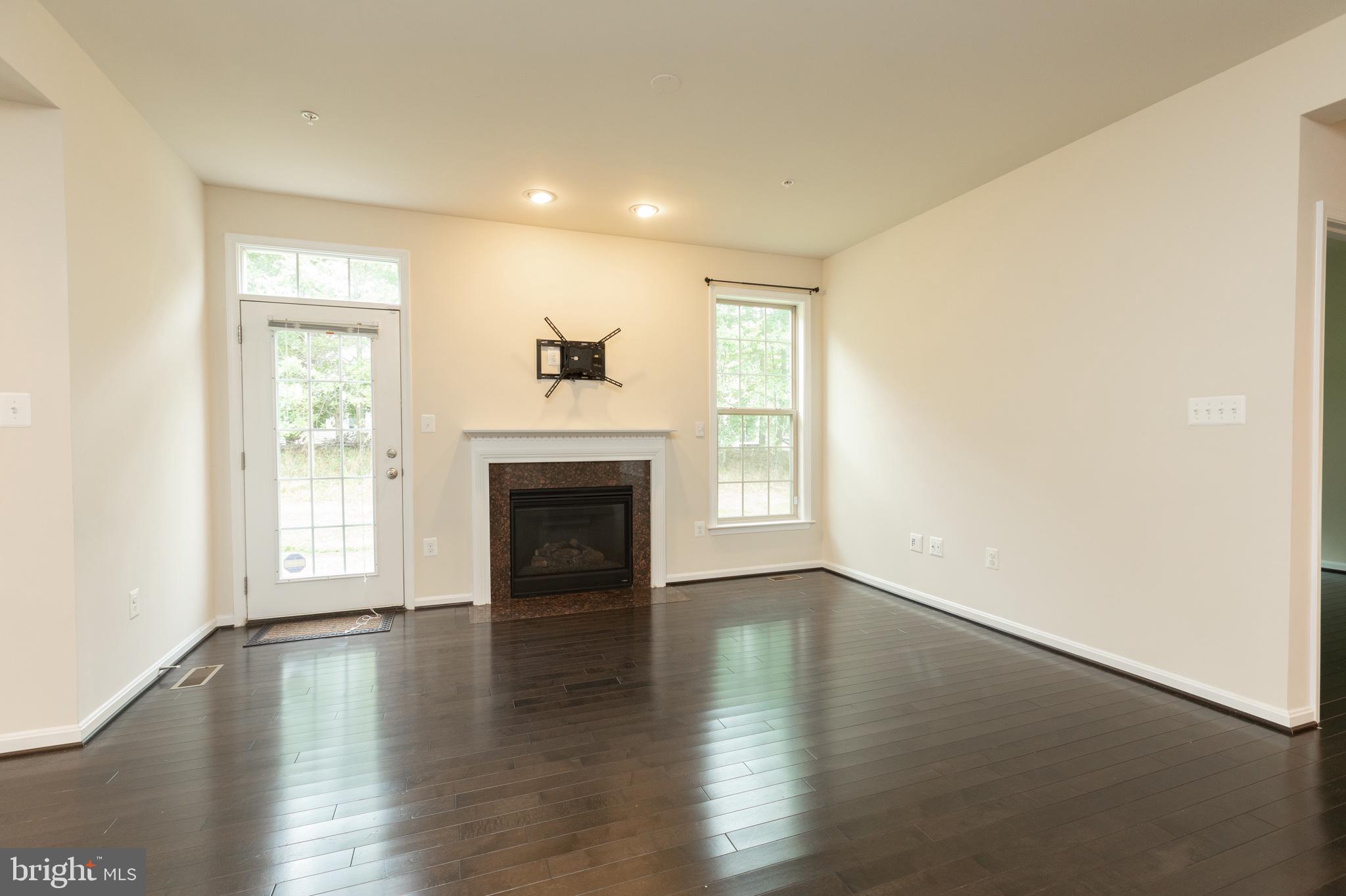 8105 Ridgely Loop Severn, MD 21144 - Photo 8 of 53 Gallery Image 8
