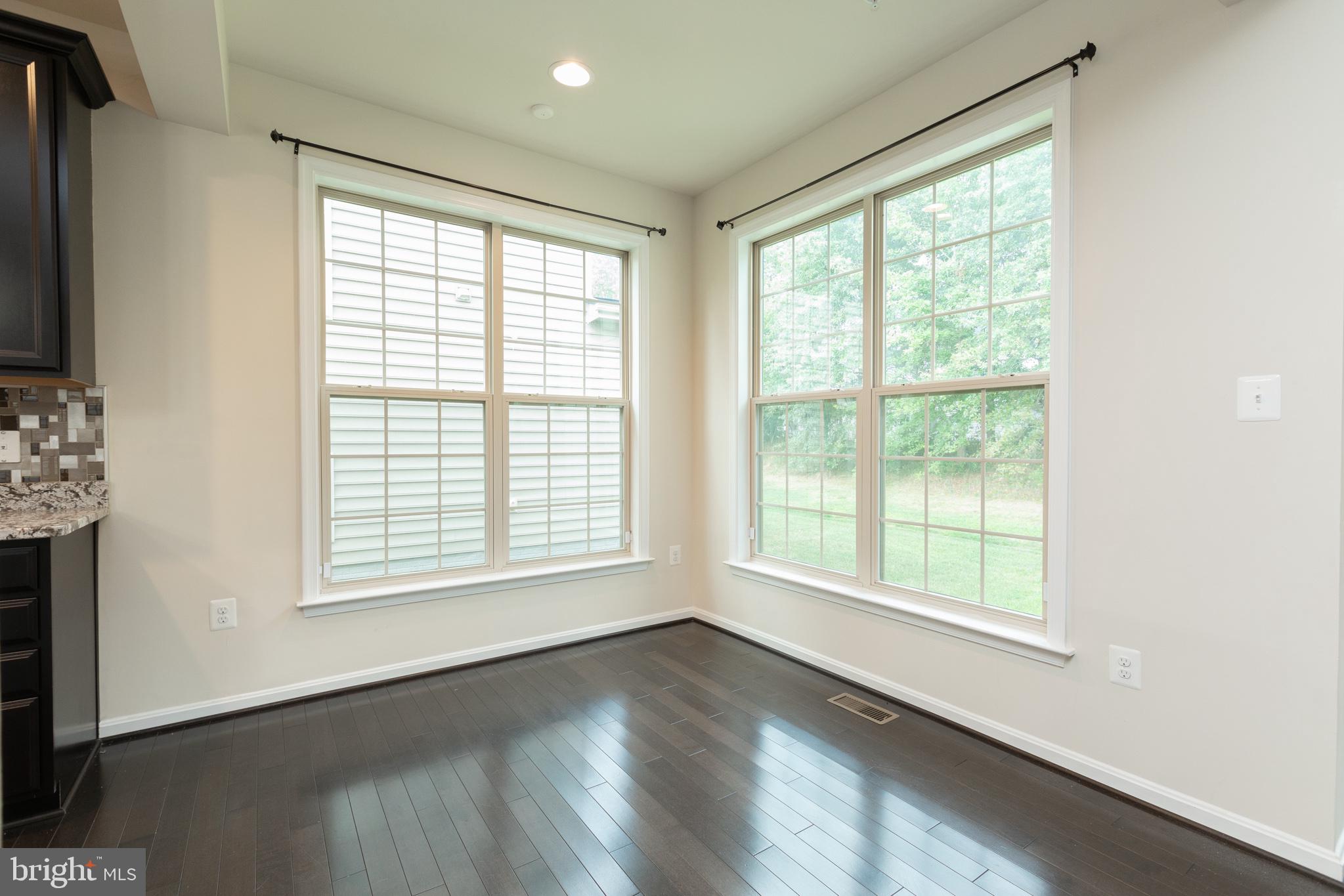 8105 Ridgely Loop Severn, MD 21144 - Photo 9 of 53 Gallery Image 9