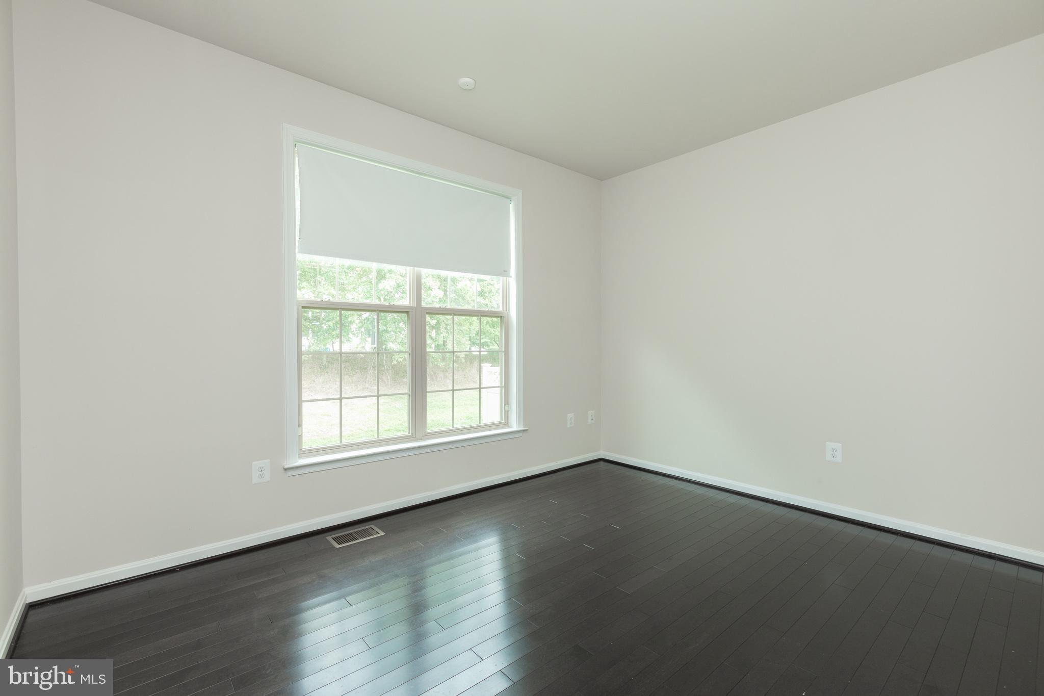 8105 Ridgely Loop Severn, MD 21144 - Photo 10 of 53 Gallery Image 10