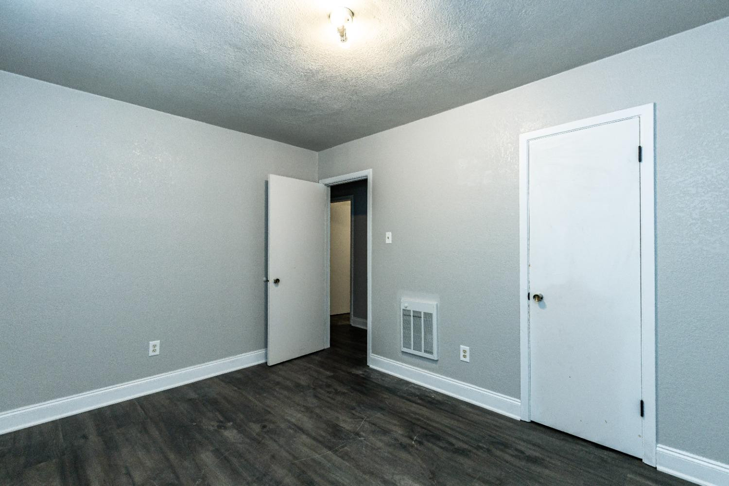 4702 37th Street Lubbock, TX 79414 - Photo 20 of 26 Photo 16