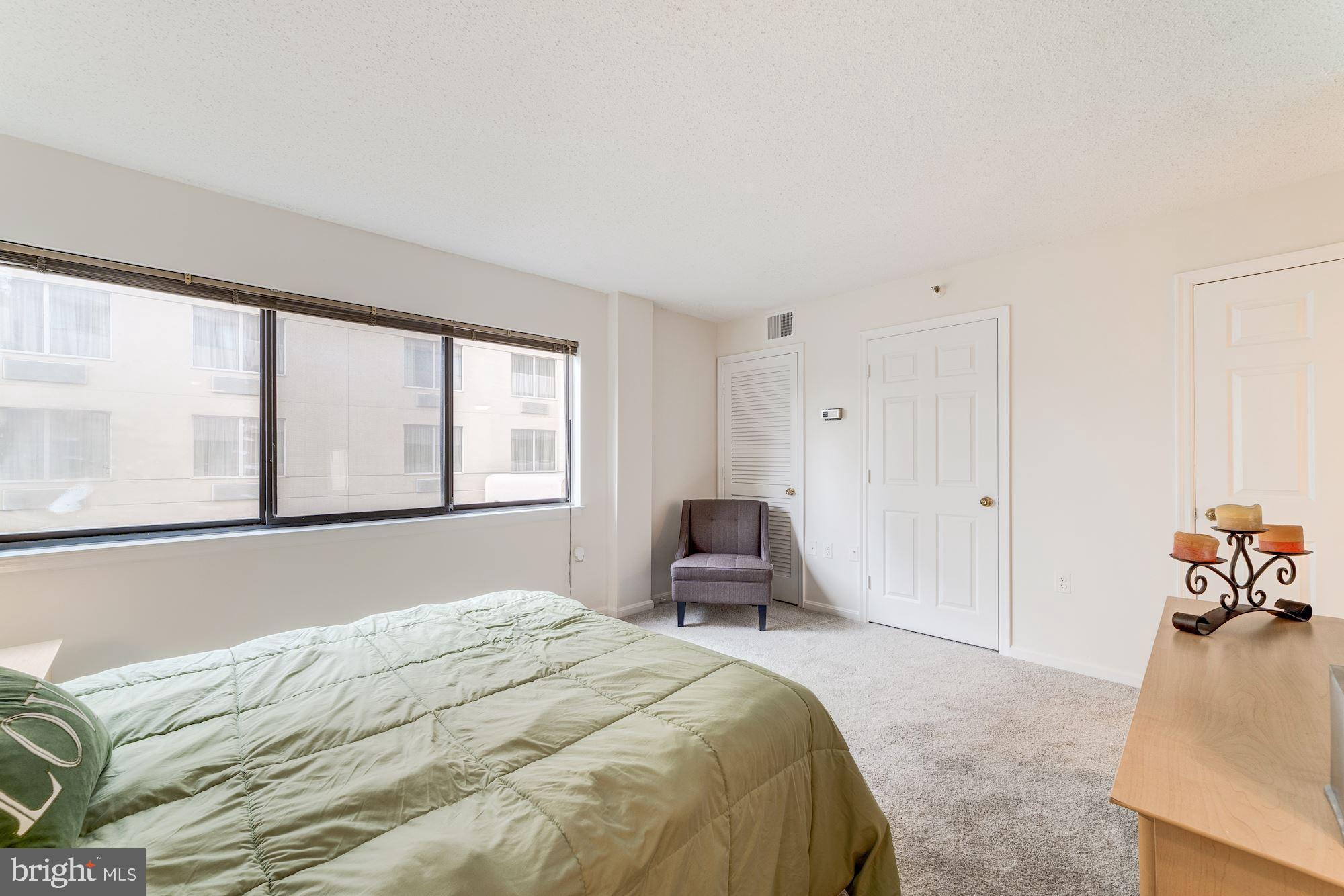 1301 North Courthouse Road, Unit 707 Arlington, VA 22201 - Photo 12 of 22 Light and Bright Master
