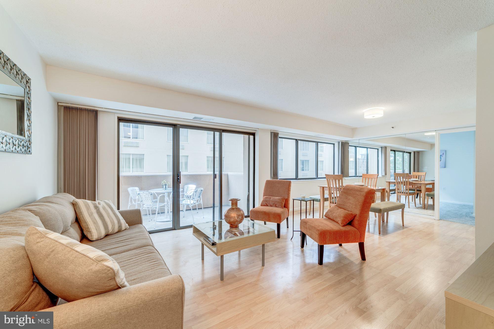1301 North Courthouse Road, Unit 707 Arlington, VA 22201 - Photo 4 of 22 Open Living !