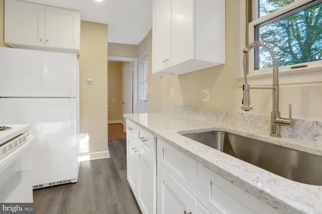 $3,100 | 2717 North Yucatan Street, Arlington, VA 22213