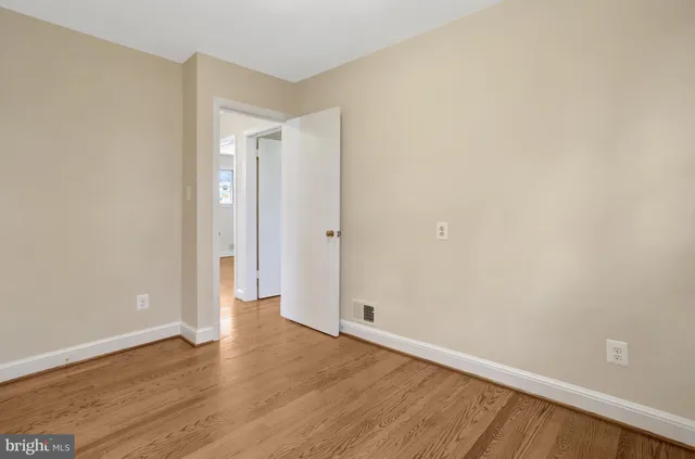 $3,100 | 2717 North Yucatan Street, Arlington, VA 22213