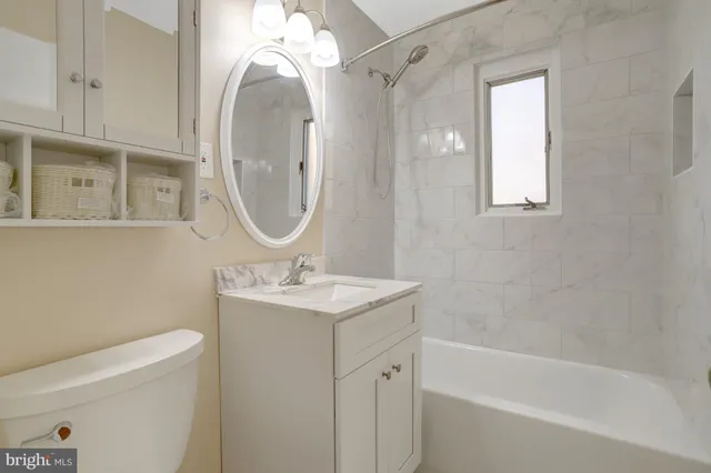 $3,100 | 2717 North Yucatan Street, Arlington, VA 22213